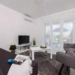 In 51208 *