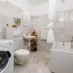 In 51208 * סלצה