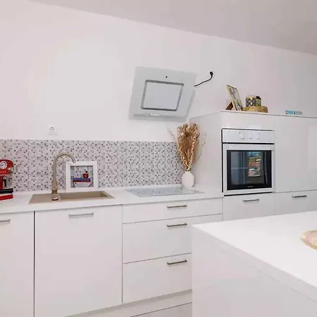 In 51208 Selce