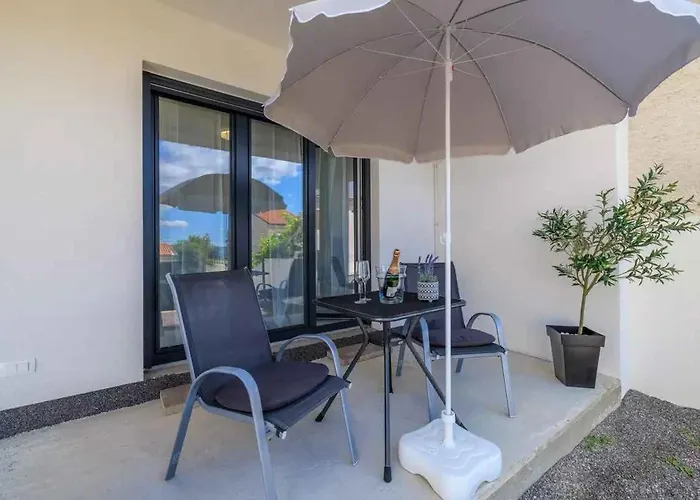 Apartman In 51208