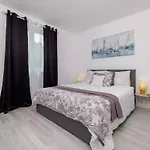 In 51208 Apartman *